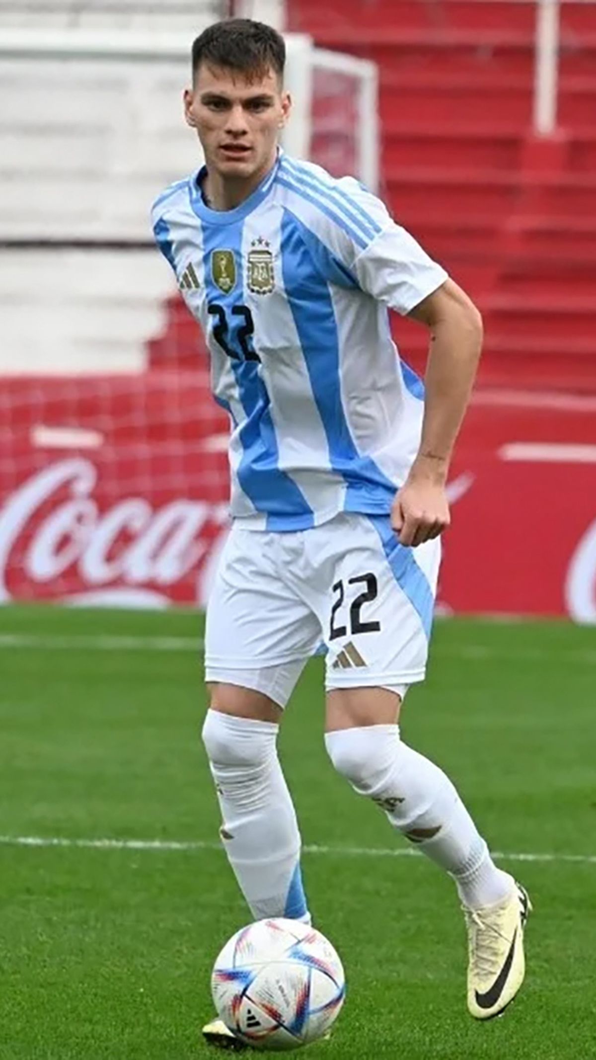 Kevin Zenon, uno de los jugadores de Boca que no estaría ante Independiente del Valle.