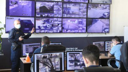 Desde la Central de Monitoreo se interviene en unos 500 delitos por mes