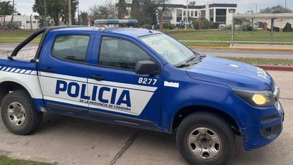 Asalto a una jubilada: entraron armados buscando plata y se fueron en su auto