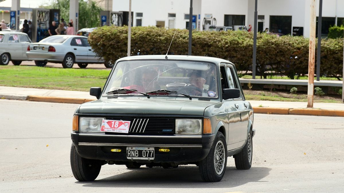 Carlos Pereyra-Gustavo Cena con Fiat 128 1987 lograron el triunfo en Contemporáneos B