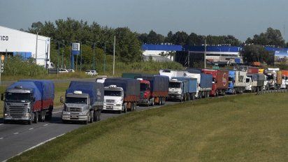 El Gobierno acordó un aumento del 22,5% para transportistas del agro