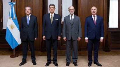 La Corte rechazó tratar dos acciones contra el DNU 70/23