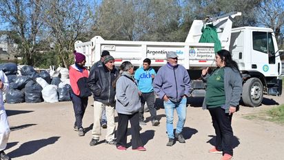 Recuperadores urbanos se capacitan en tratamiento de residuos, higiene y seguridad