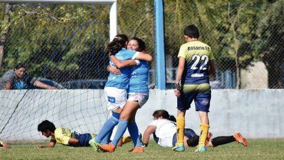 Estudiantes le ganó el duelo a Rosario y ahora mira a todos desde arriba