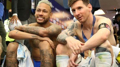 Messi y el consuelo a su amigo Neymar