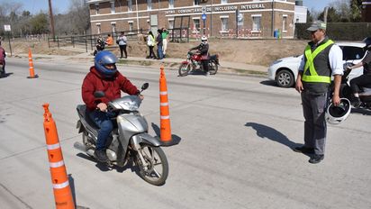Educación Vial en tu Barrio: motociclistas se capacitan para una conducción responsable