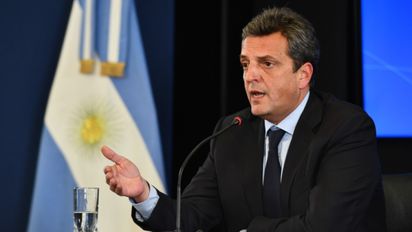 Ahora, Massa presentó programa para compensar a productores porcinos, aviar y de huevos