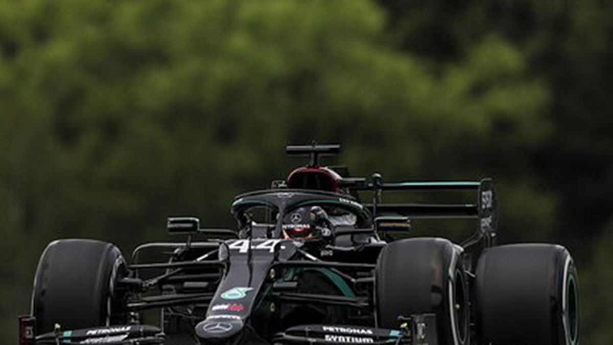 Mercedes dominó los entrenamientos el retorno de la F1