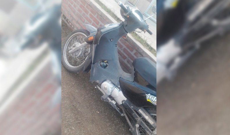 El motociclista fue trasladado al Hospital San Antonio de Padua.