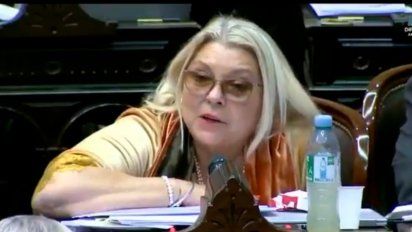 La UCR cruzó a Carrió pidiéndole seriedad