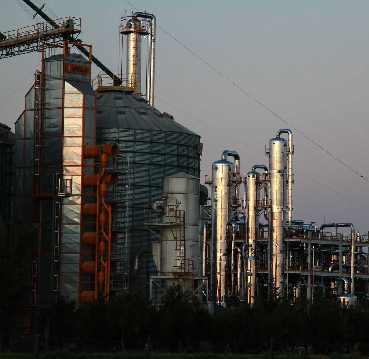 Las plantas de etanol siguen en producción