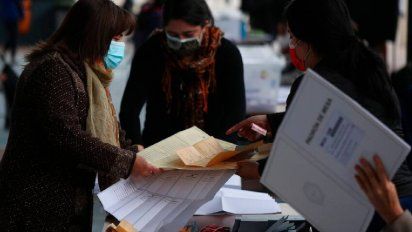 Chile: dura derrota del oficialismo en una 