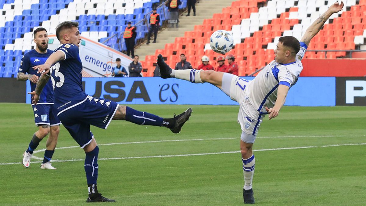 En Un Final Increíble Racing Empató 1 1 Con Godoy Cruz En Mendoza Y Mantuvo El Liderazgo De La 1118