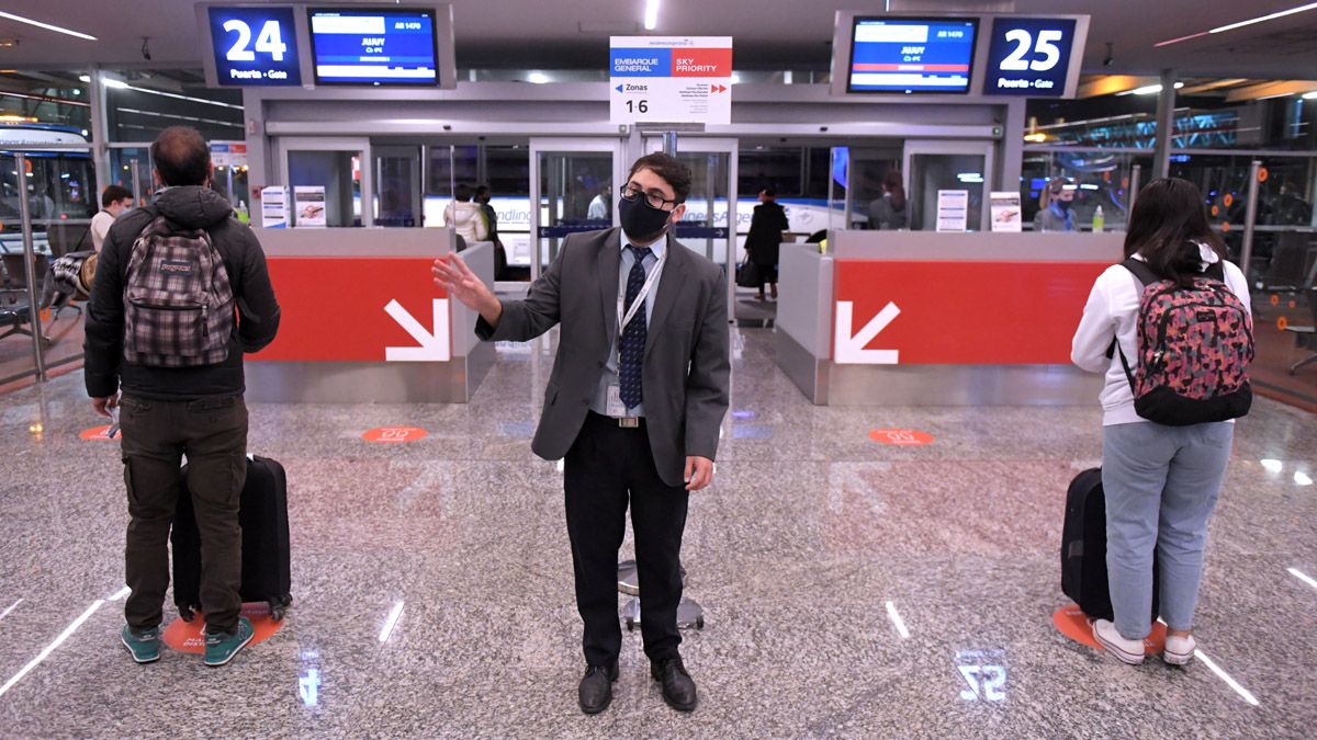 Desde Ezeiza partió el vuelo que marcó el retorno de las operaciones regulares.