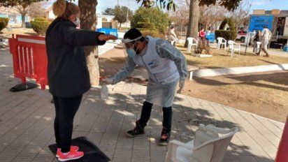 En Bulnes, estiman que son unos 400 los vecinos contagiados