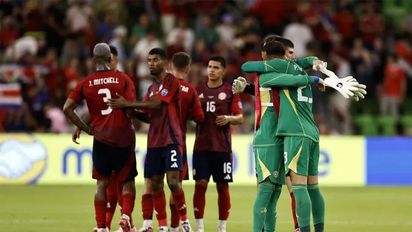 Costa Rica venció a Paraguay, pero no pudo clasificarse