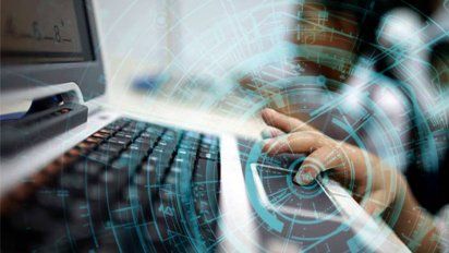 Crean programa con el propósito de formar 70.000 programadores hacia fines de 2023