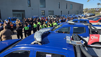 El operativo contó con la participación de 150 efectivos y 55 móviles de fuerzas nacionales, provinciales y municipales. El operativo contó con la participación de 150 efectivos y 55 móviles de fuerzas nacionales, provinciales y municipales.