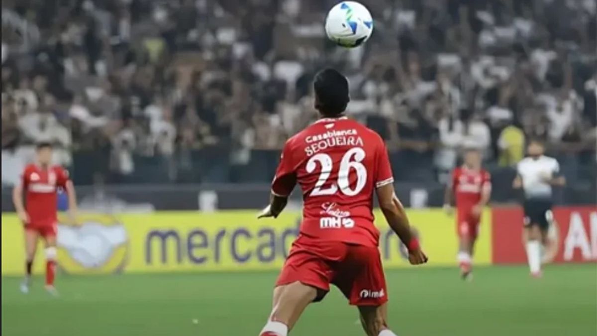 Leonardo Sequeira, autor del doblete que le dio el triunfo a Huracán.