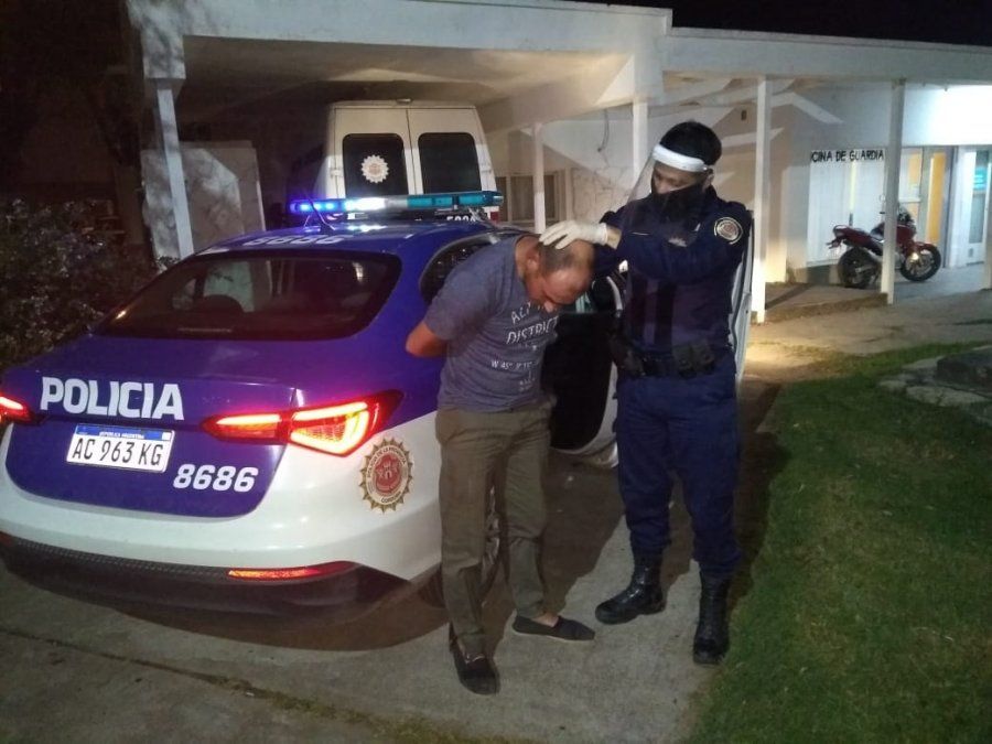 El sujeto fue detenido en horas de la madrugada en barrio Belgrano. 