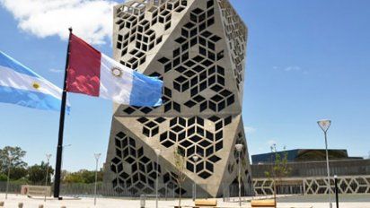 Mientras el PJ acepta los fondos, la UCR quiere evacuar dudas
