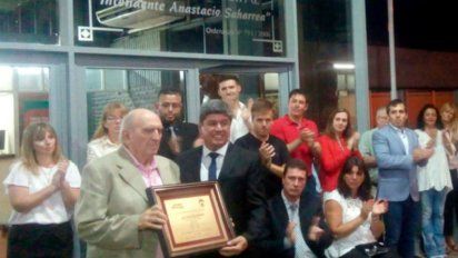 En Vicuña Mackenna, tras 12 años se despidió Héctor Laborde y asumió su sucesor Roberto Casari