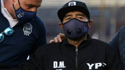 Internaron a Maradona en una clínica de La Plata