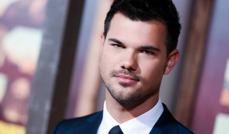 18   Taylor Lautner   Instagram.jpg_57698320.jpg