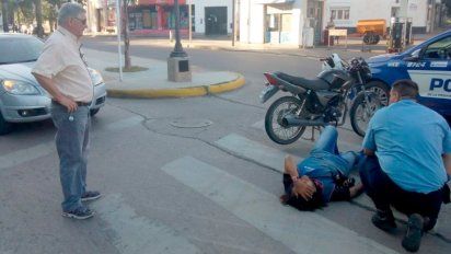 Choque en la intersección de Las Heras y el Bv. Roca