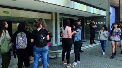 Evacuaron en el Ministerio de Mujeres por amenazas de bomba