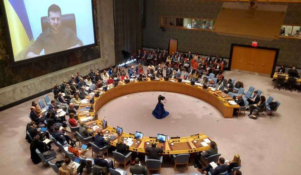 El presidente Zelenski se dirigió al Consejo de Seguridad para denunciar los crímenes de guerra que atribuye a los invasores.