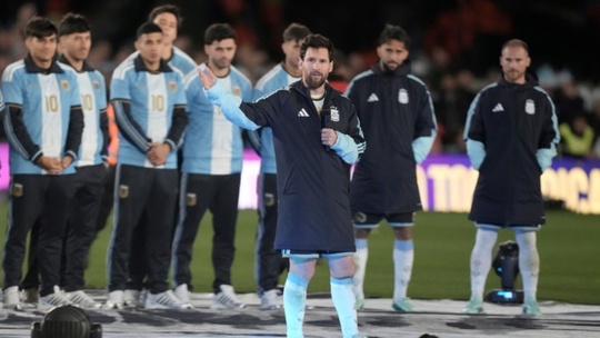 El discurso despedida de Messi, entre el recuerdo de su papá y el futuro de la Selección: Para objetivos grandes, grupos fuertes