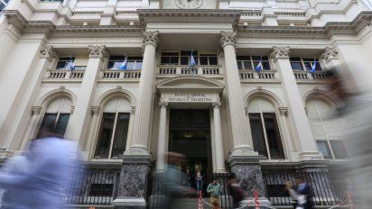 El mercado de cambio operará hoy con conformidad previa, anunció el Banco Central