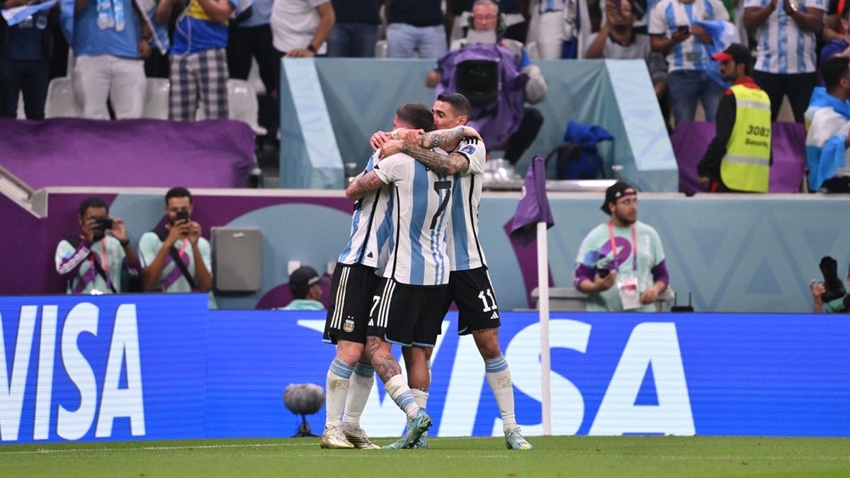 Argentina logró un triunfo vital ante México y sueña con los octavos de final