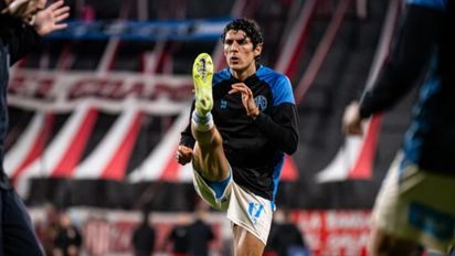 Estudiantes ya juega de visitante frente a Barracas Central