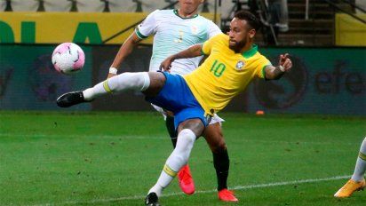 Un afinado Brasil se prueba ante Perú en Lima tras golear a Bolivia en el debut