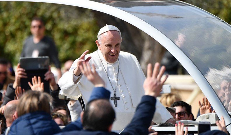 El Papa vendría a la Argentina entre “fines del 2020 o durante el 2021”
