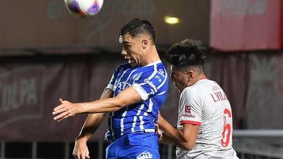 Argentinos Juniors con un gran segundo tiempo goleó 3 a 0  a Godoy Cruz 