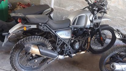 Recuperan una moto robada al lado de la Jefatura de Policía