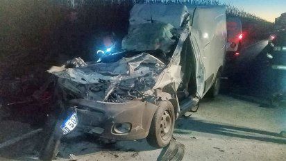 Sufrió lesiones al chocar de atrás un camión en ruta 158