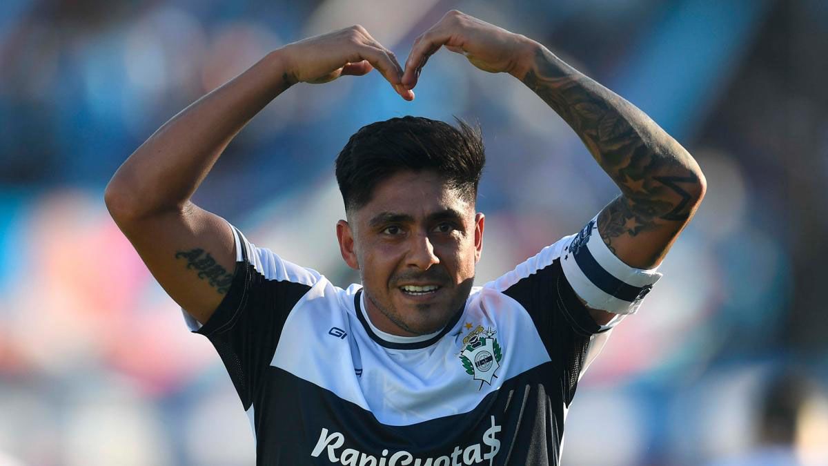 Gimnasia aprovechó su chance y le ganó con lo justo a Arsenal