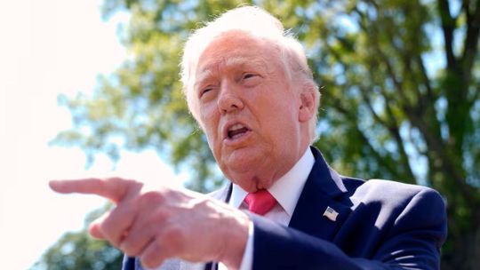 Trump lanzó una dura advertencia contra Irán: No se reirán más de Estados Unidos Trump lanzó una dura advertencia contra Irán: No se reirán más de Estados Unidos
