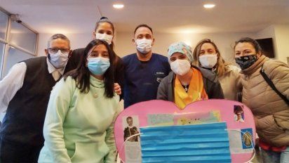 Covid-19: emotivo homenaje de niños de la ciudad al personal de salud