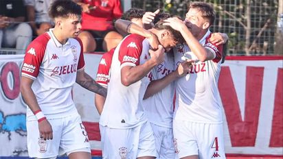 Huracán goleó a Cerro Porteño en el inicio de la Serie Río de la Plata