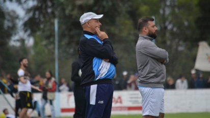 Mario Vivaldi dejó de ser el DT de San Martín de Mackenna
