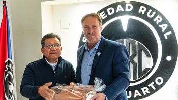 Con el maíz en la mira, el embajador de Indonesia recorrió la Expo Rural