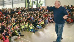 Pescetti volvió para cautivar con sus canciones a los más pequeños