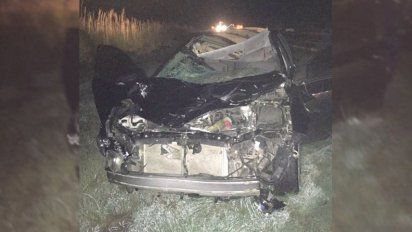 Iban a capacitarse y chocaron a dos caballos: 5 policías heridos