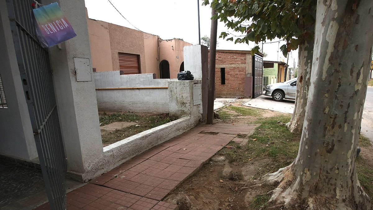 Villega cayó sin vida en el jardín de la vivienda de Oncativo al 100