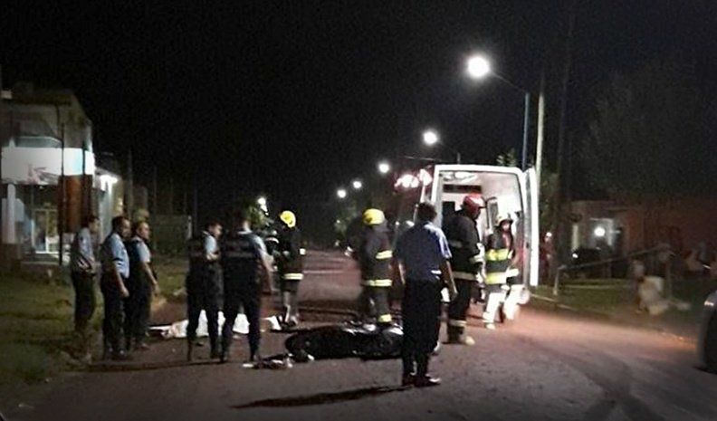 El joven motociclista, de 19 años, perdió la vida.